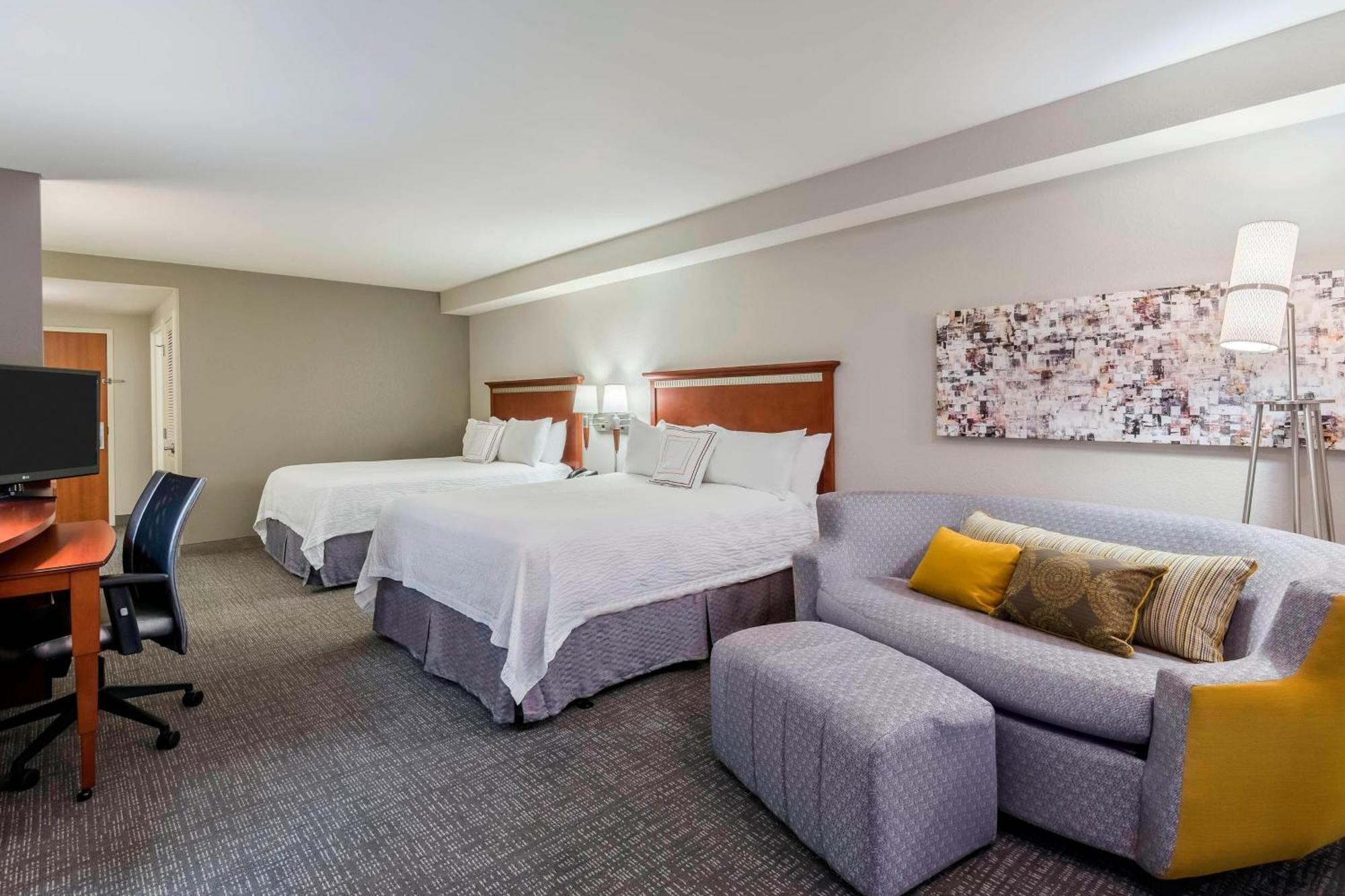 Courtyard Fort Myers At I-75 And Gulf Coast Town Center Estero Exterior foto